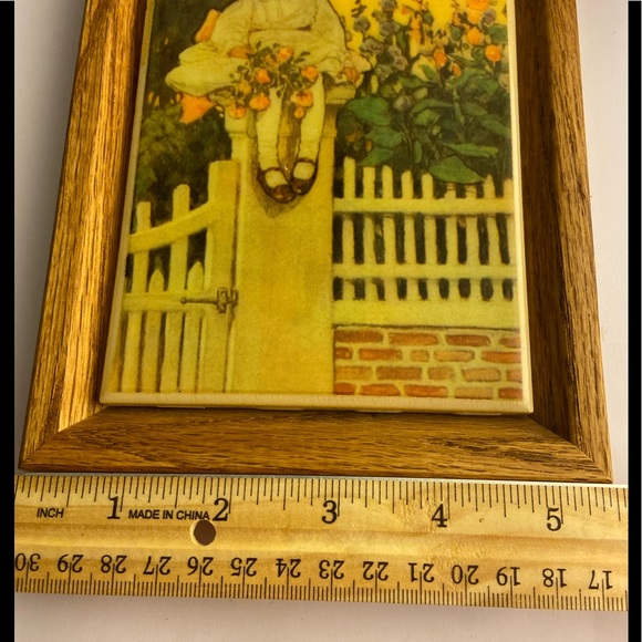 Vintage Framed Tile Chronicles of Rhoda
Art Pic Glossy At Free Standing Frame - Picture 8 of 16